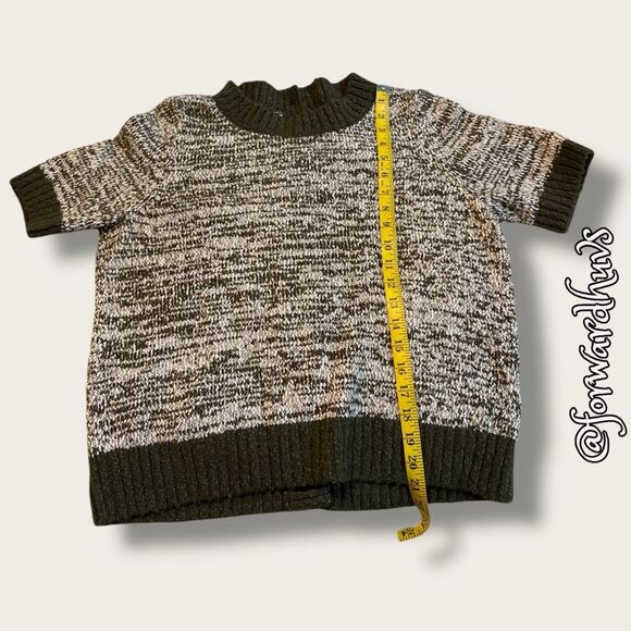 Anthropologie Moss Green Knit Sweater Tee – Versatile and Stylish - Picture 5 of 11